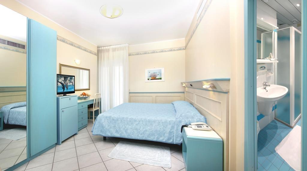 Hotel Arizona Riccione Exterior foto